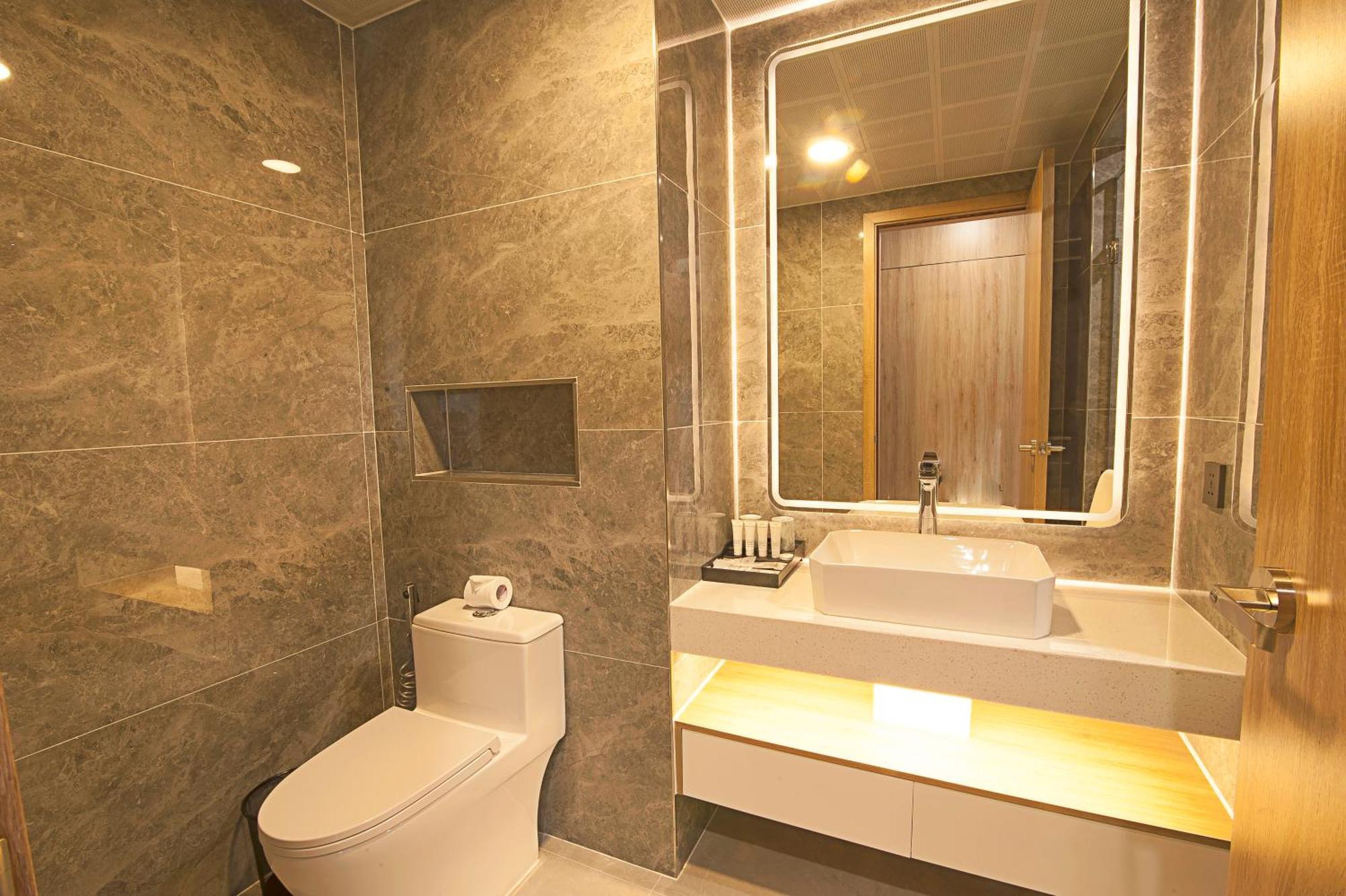Elite Homestay Ha Long Exterior foto